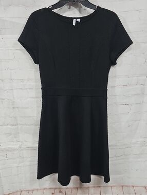 Elle Black Textured Short-Sleeve Fit-and-Flare Dress